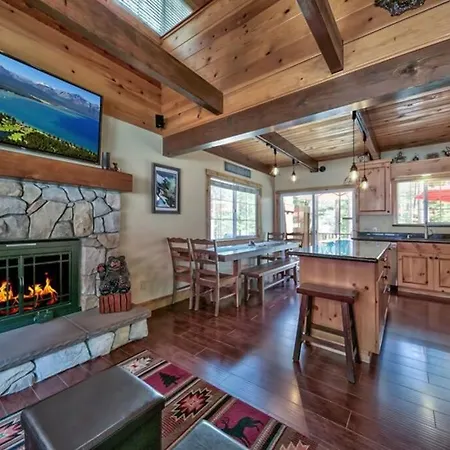 Tahoe Townie - Cozy Cabin In South Lake Tahoe!